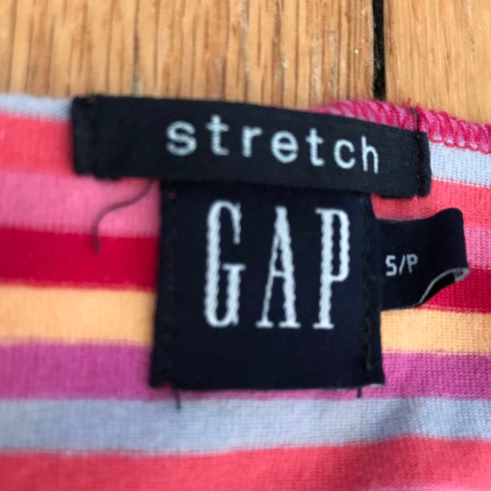 GAP Stretch Tee - Picture 5 of 8